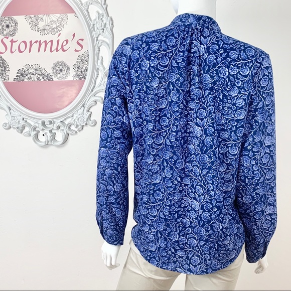 Tahari / Floral Blue White Long Sleeve - Picture 5 of 8